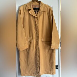 Jerry Lewis classic Luxuries trench coat
